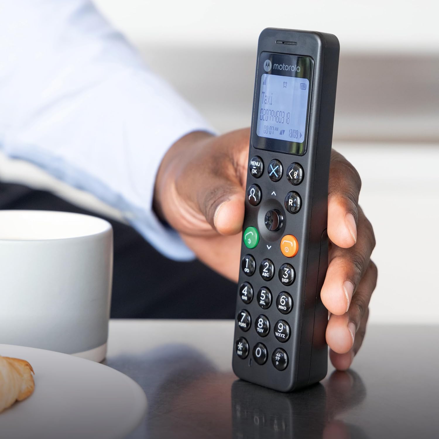 Motorola DOT211 Cordless Phone Nuisance Call Blocking Answer Machine (Renewed)