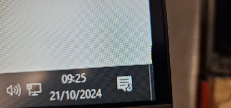 Samsung 27'' Curved Monitor CR50 LC27R500FHPXXU (Has Minor Bleed To Screen) (Refurbished B-Grade)