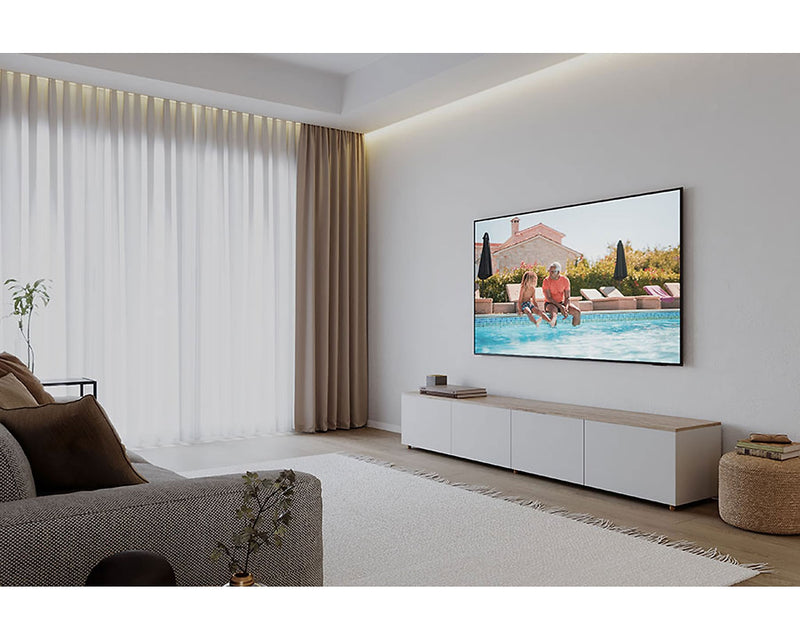 Samsung 55'' Smart TV Crystal UHD HDR TVPlus 4K Bixby & Alexa UE55DU8000KXXU (New / Open Box)