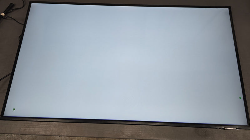 Samsung 43'' Smart Monitor Speakers LS43FM702UUXXU (Has 2 Dust Specks On Screen) (Refurbished B-Grade)