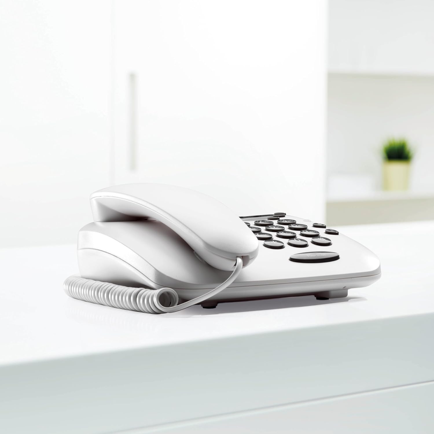 Motorola CT1 Corded Telephone 3 Direct Dial Keys Mute Function Wall Mountable (Renewed)