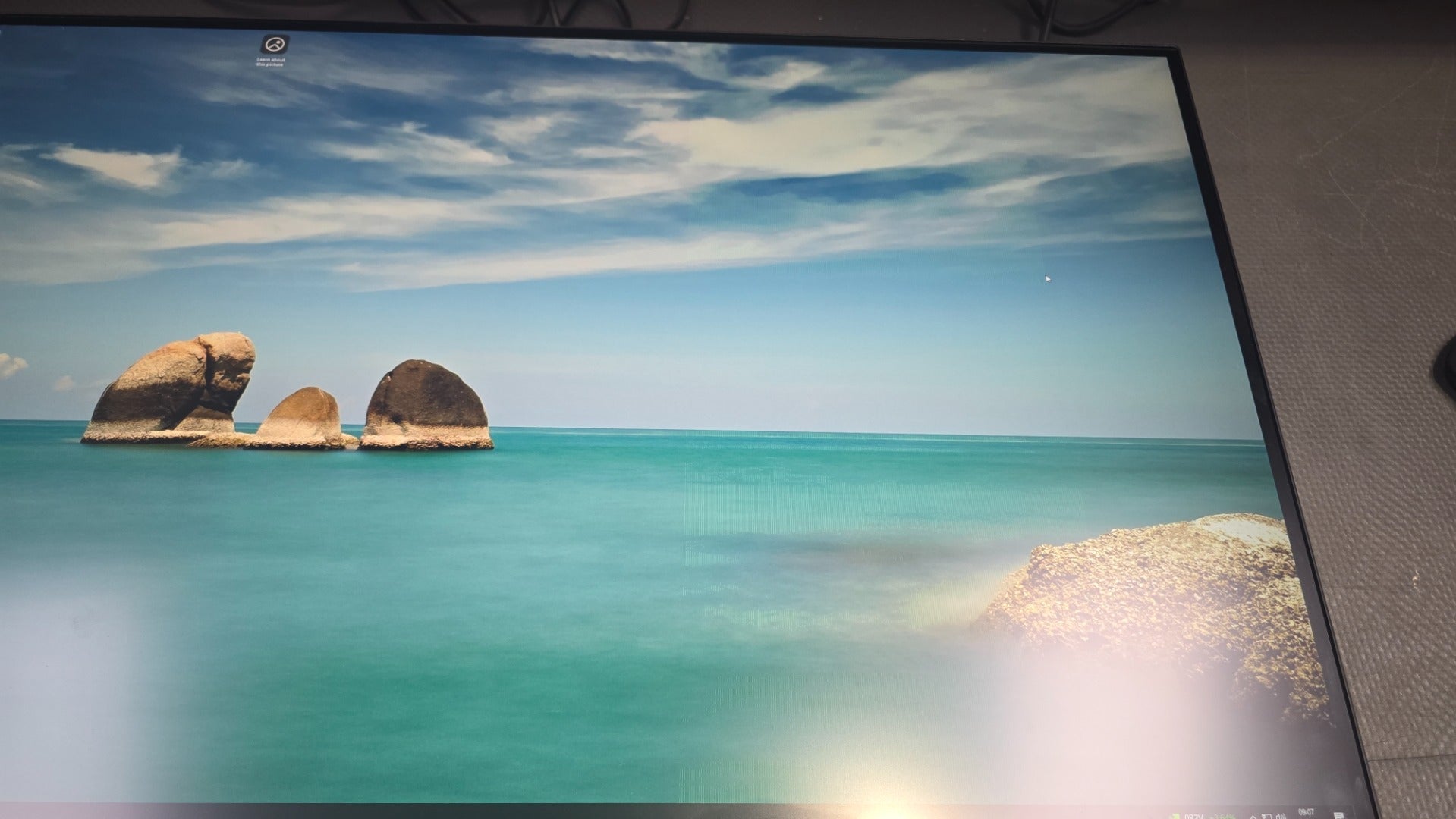 Samsung 32'' Gaming Monitor 330Hz LS32HG806ESXXU (Has Faint Lines On The Screen) (Refurbished B-Grade)