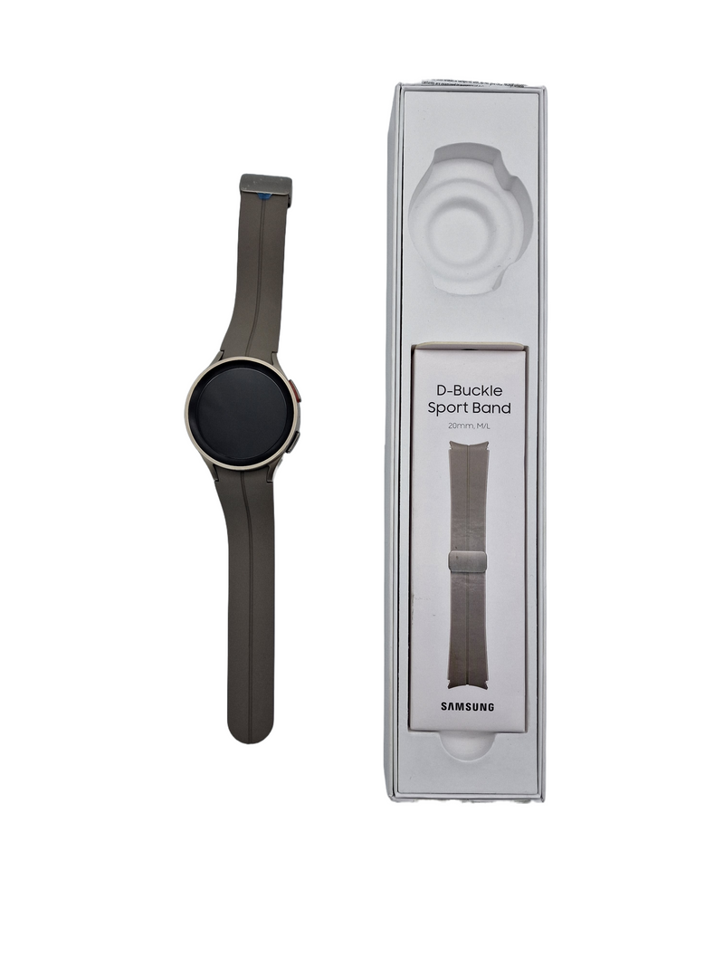 Samsung Galaxy Watch5 Pro BT 45mm SM-R920NZTDWEU D-Buckle Sport Band Grey M/L (Renewed)