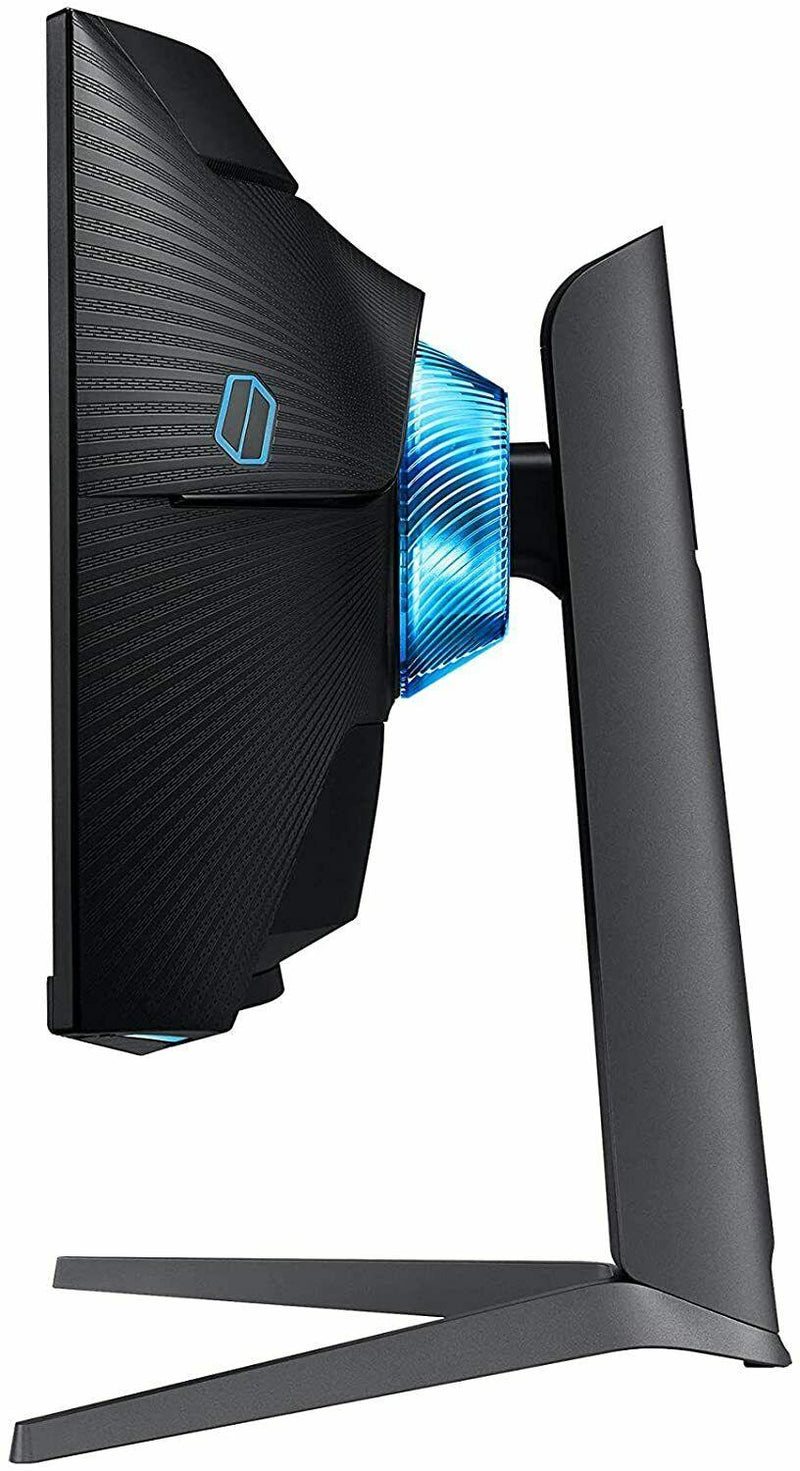 Samsung Odyssey G7 32 Inch Curved Gaming Monitor With 1000R 240hz QLED (Renewed)